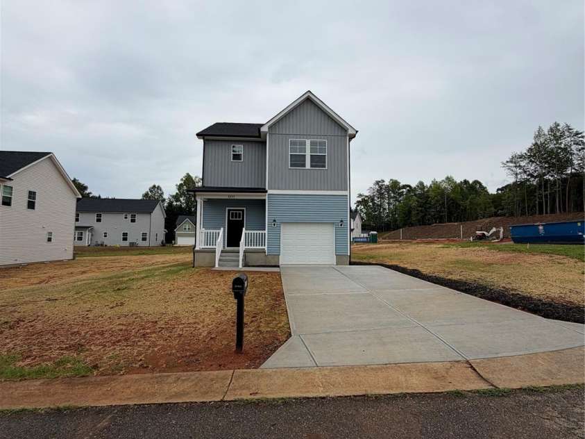 1155 Summerhill Street, Lenoir, NC 28645.  MLS# CAR4403418, YatesRealty ID 36486. 