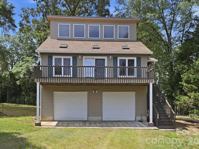 4076 Elks Park Road, Rock Hill, SC 29732.  MLS# CAR4403104, YatesRealty ID 36489. 
