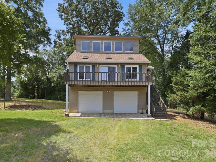 4076 Elks Park Road, Rock Hill, SC 29732.  MLS# CAR4403104, YatesRealty ID 36489. 