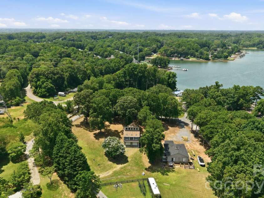 4076 Elks Park Road, Rock Hill, SC 29732.  MLS# CAR4403104, YatesRealty ID 36489. 