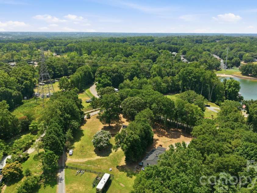 4076 Elks Park Road, Rock Hill, SC 29732.  MLS# CAR4403104, YatesRealty ID 36489. 