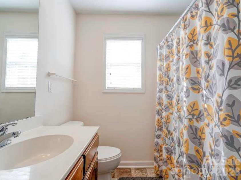 1001 West Circle, Gastonia, NC 28054.  MLS# CAR4325047, YatesRealty ID 3649. 