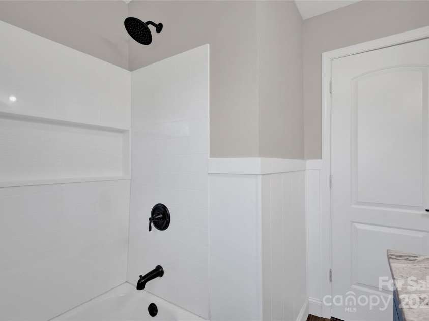 187 Shumaker Drive, Statesville, NC 28625.  MLS# CAR4205794, YatesRealty ID 3649. 