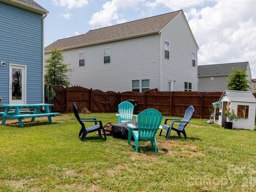 954 Bunker Trace, Rock Hill, SC 29730.  MLS# CAR4403500, YatesRealty ID 36490. 
