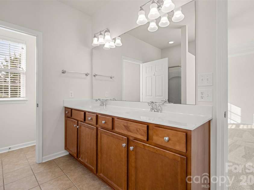 3030 Voyageurs Way, Fort Mill, SC 29707.  MLS# CAR4403286, YatesRealty ID 36492. 