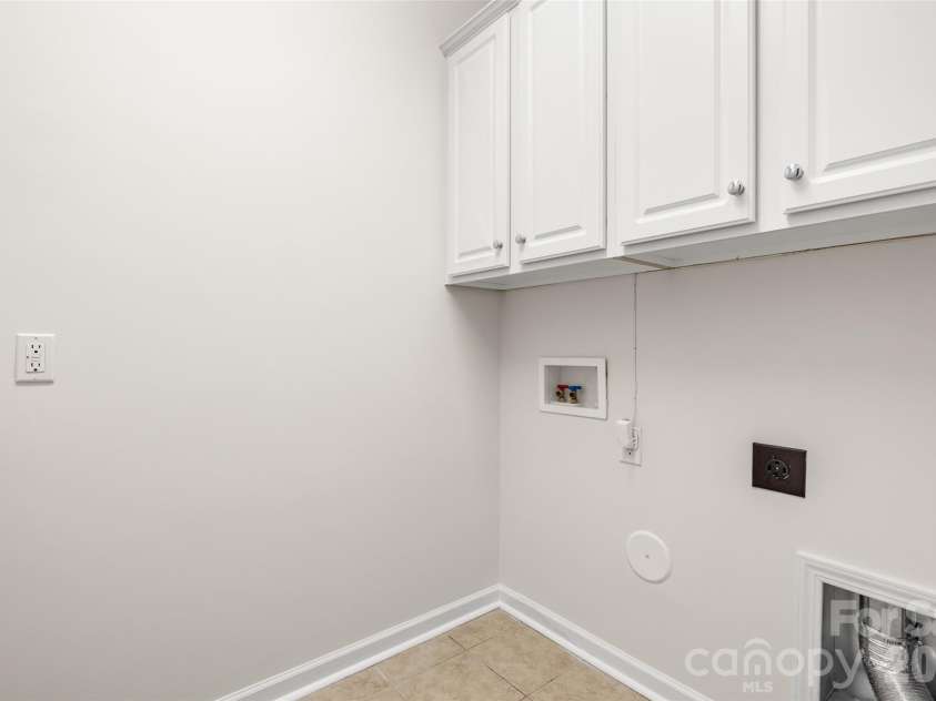 3030 Voyageurs Way, Fort Mill, SC 29707.  MLS# CAR4403286, YatesRealty ID 36492. 