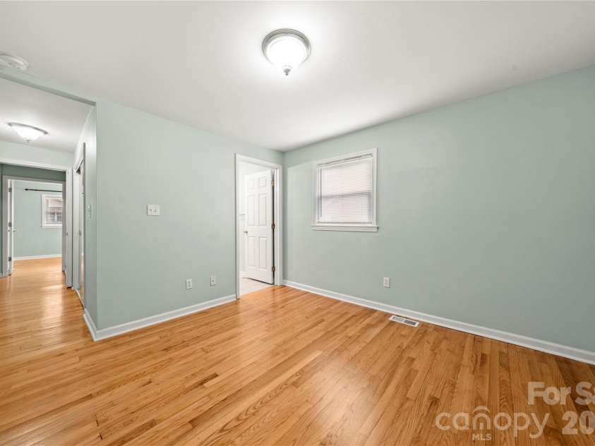 112 Harris Street, Belmont, NC 28012.  MLS# CAR4402705, YatesRealty ID 36495. 