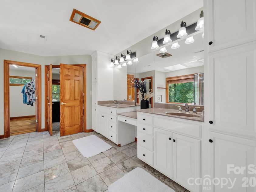 1583 Calder Lane, Clover, SC 29710.  MLS# CAR4403585, YatesRealty ID 36496. 