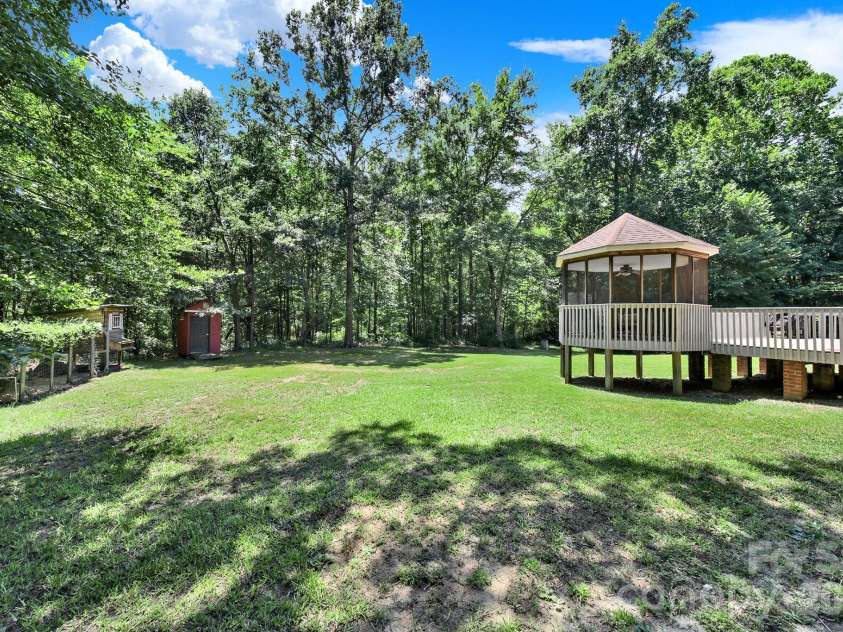 1583 Calder Lane, Clover, SC 29710.  MLS# CAR4403585, YatesRealty ID 36496. 