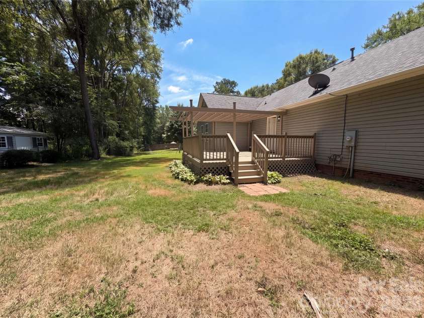 1331 London Drive, Rock Hill, SC 29732.  MLS# CAR4401315, YatesRealty ID 36497. 