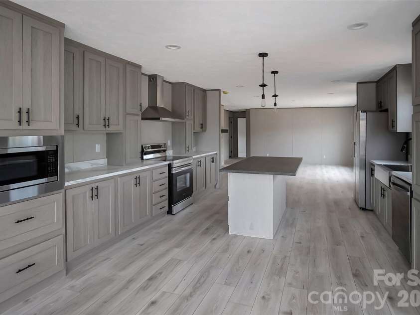 805 Eagle View Lane, Lawndale, NC 28090.  MLS# CAR4401907, YatesRealty ID 36499. 