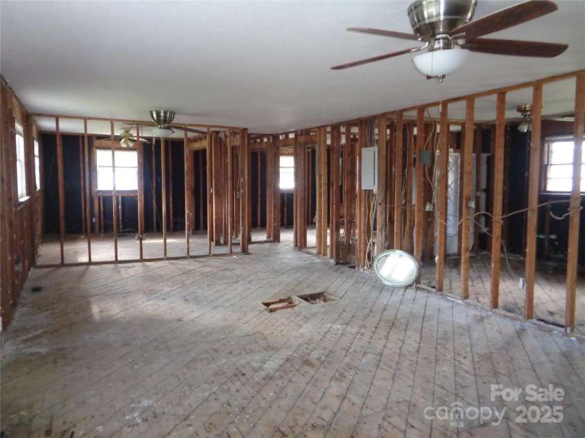 252 Rogers Street, Waynesville, NC 28786.  MLS# CAR4255370, YatesRealty ID 365. 