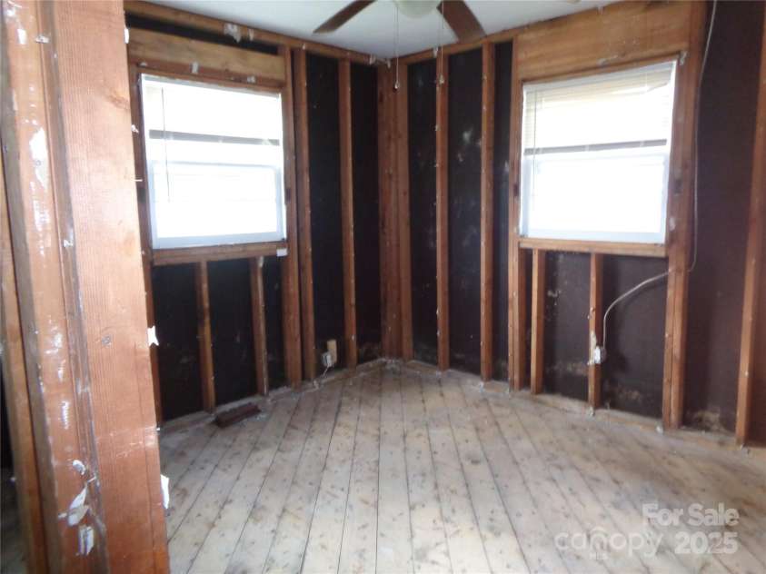 252 Rogers Street, Waynesville, NC 28786.  MLS# CAR4255370, YatesRealty ID 365. 