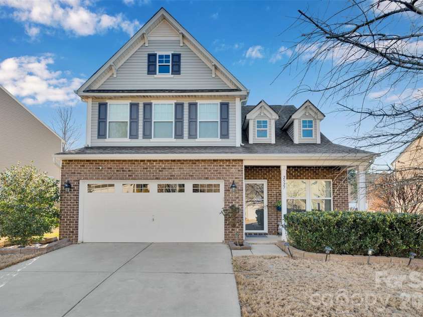 2527 Courtland Drive, Clover, SC 29710.  MLS# CAR4345965, YatesRealty ID 3650. 