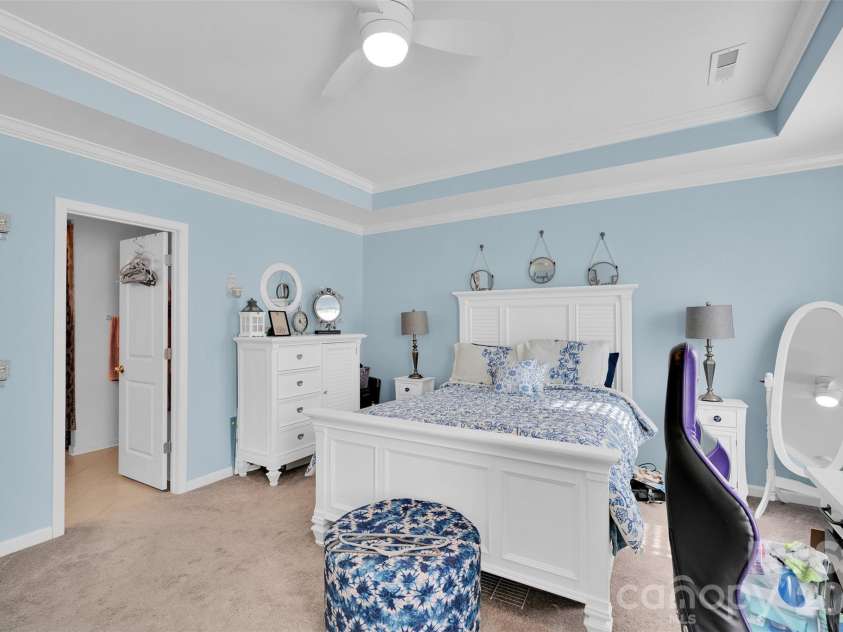 2527 Courtland Drive, Clover, SC 29710.  MLS# CAR4345965, YatesRealty ID 3650. 