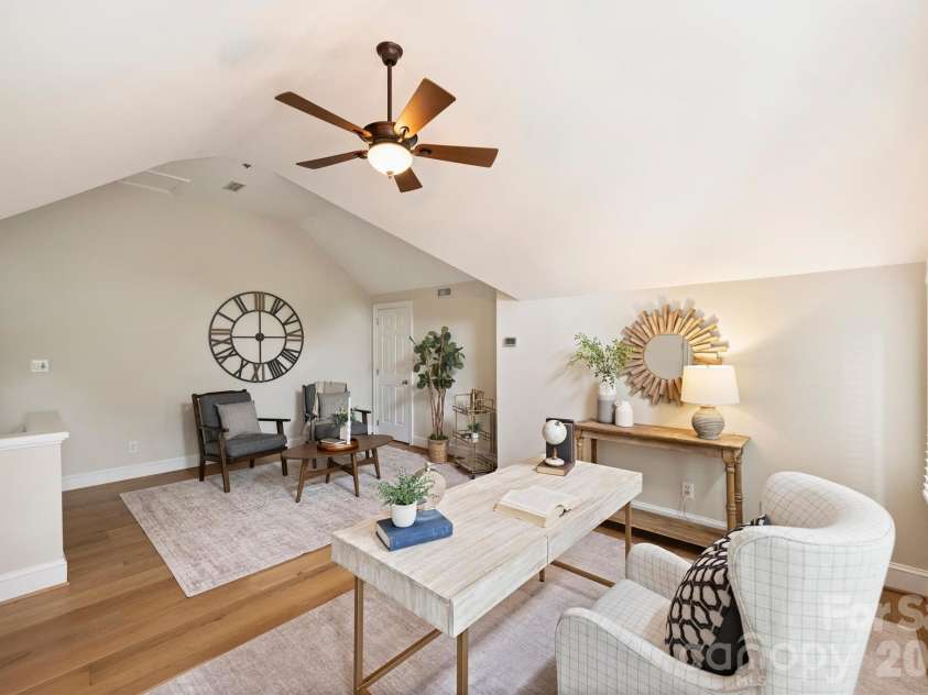 201 Hillside Avenue, Charlotte, NC 28209.  MLS# CAR4377112, YatesRealty ID 36500. A reverse angle.