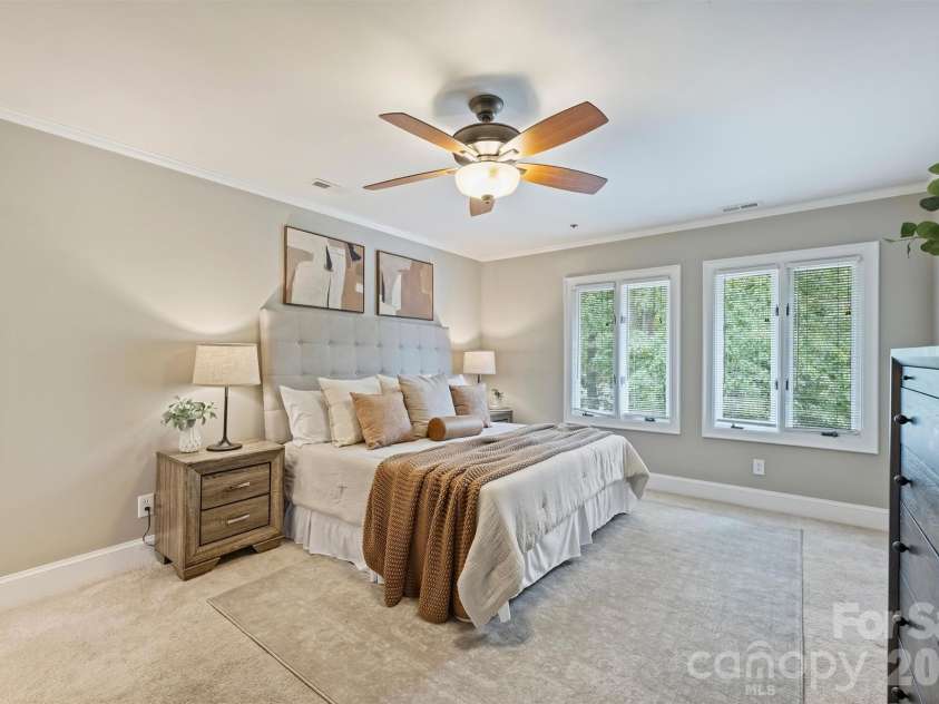 201 Hillside Avenue, Charlotte, NC 28209.  MLS# CAR4377112, YatesRealty ID 36500. Another angle.