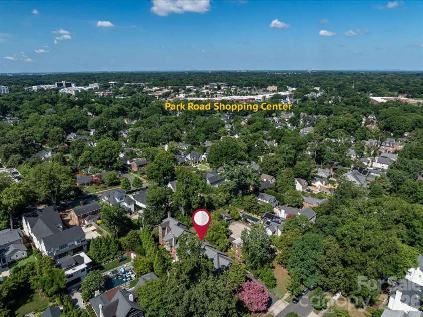 201 Hillside Avenue, Charlotte, NC 28209.  MLS# CAR4401269, YatesRealty ID 36500. 