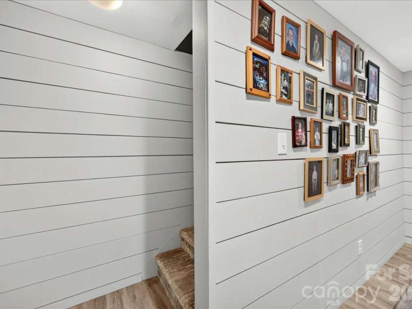 201 Hillside Avenue, Charlotte, NC 28209.  MLS# CAR4401269, YatesRealty ID 36500. 