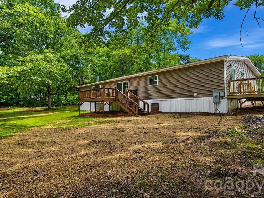 1185 Galway Lane, Clover, SC 29710.  MLS# CAR4403351, YatesRealty ID 36501. 