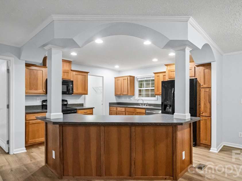 1185 Galway Lane, Clover, SC 29710.  MLS# CAR4403351, YatesRealty ID 36501. 