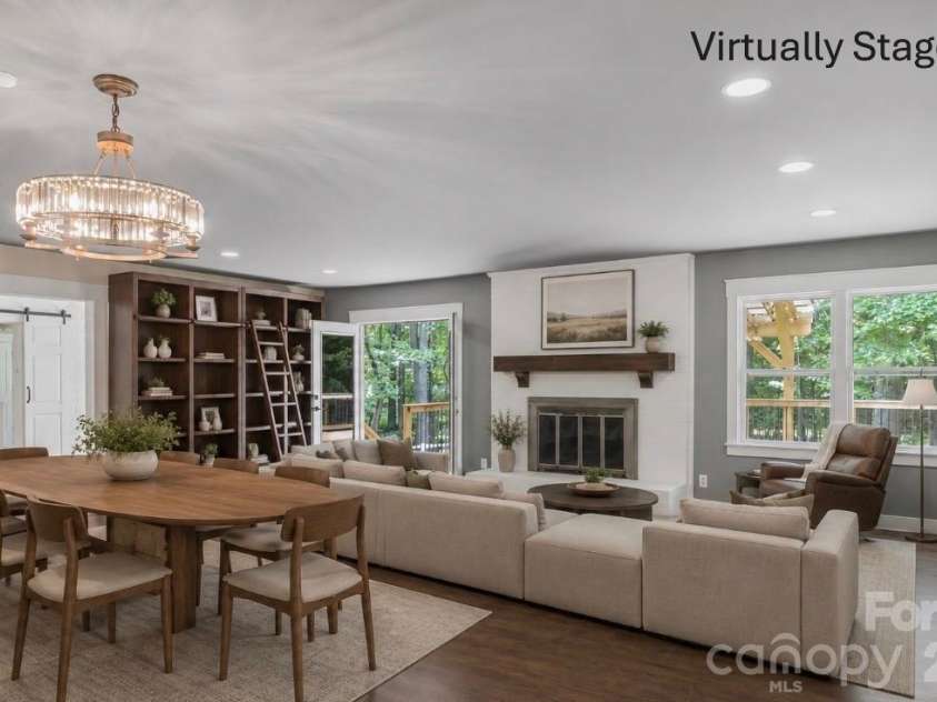 292 Canonero Place, Fort Mill, SC 29707.  MLS# CAR4398008, YatesRealty ID 36504. 