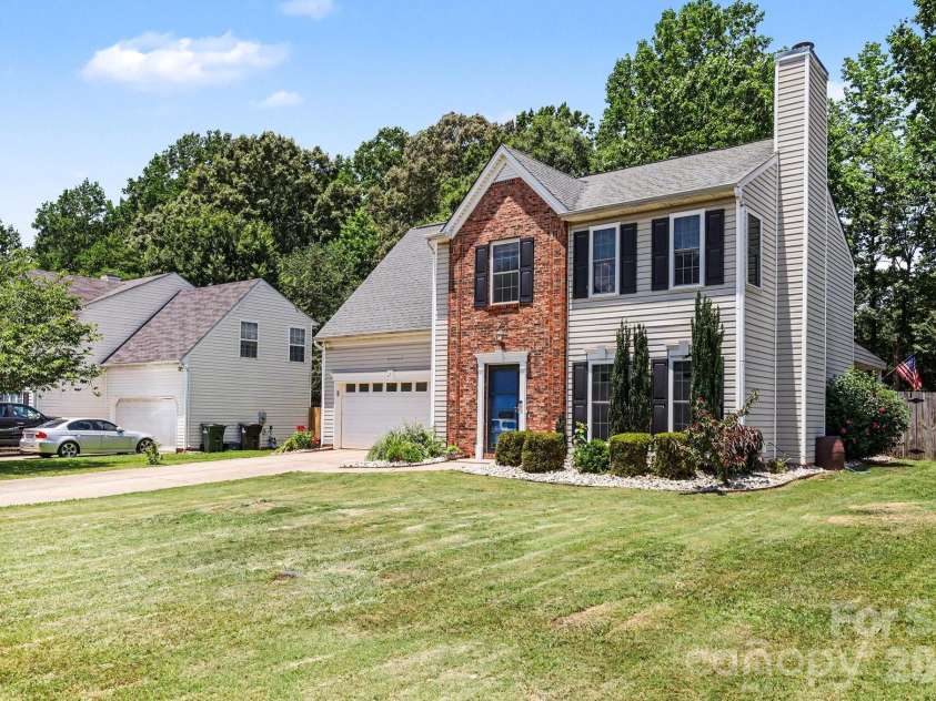 504 Saddlebrook Drive, Rock Hill, SC 29730.  MLS# CAR4391414, YatesRealty ID 36505. 