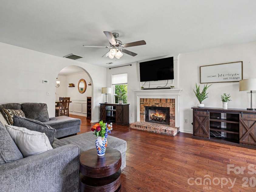504 Saddlebrook Drive, Rock Hill, SC 29730.  MLS# CAR4391414, YatesRealty ID 36505. 