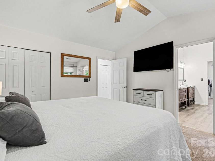 504 Saddlebrook Drive, Rock Hill, SC 29730.  MLS# CAR4391414, YatesRealty ID 36505. 