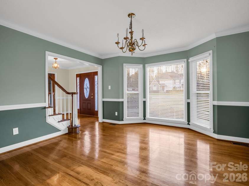 907 Weymouth Drive, Gastonia, NC 28056.  MLS# CAR4328051, YatesRealty ID 36506. 