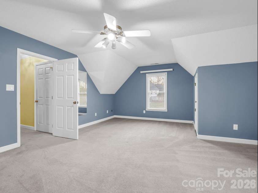 907 Weymouth Drive, Gastonia, NC 28056.  MLS# CAR4328051, YatesRealty ID 36506. 