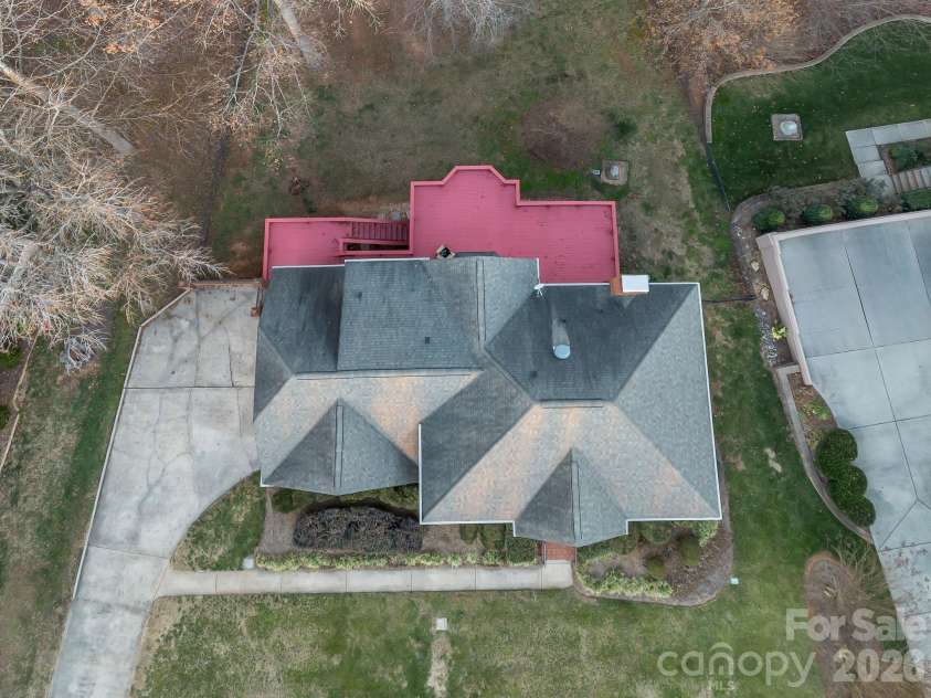 907 Weymouth Drive, Gastonia, NC 28056.  MLS# CAR4328051, YatesRealty ID 36506. 