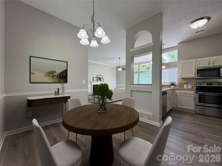 3323 Chistow Road, Matthews, NC 28105.  MLS# CAR4398807, YatesRealty ID 36508. 