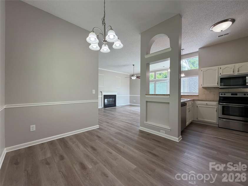 3323 Chistow Road, Matthews, NC 28105.  MLS# CAR4398807, YatesRealty ID 36508. 
