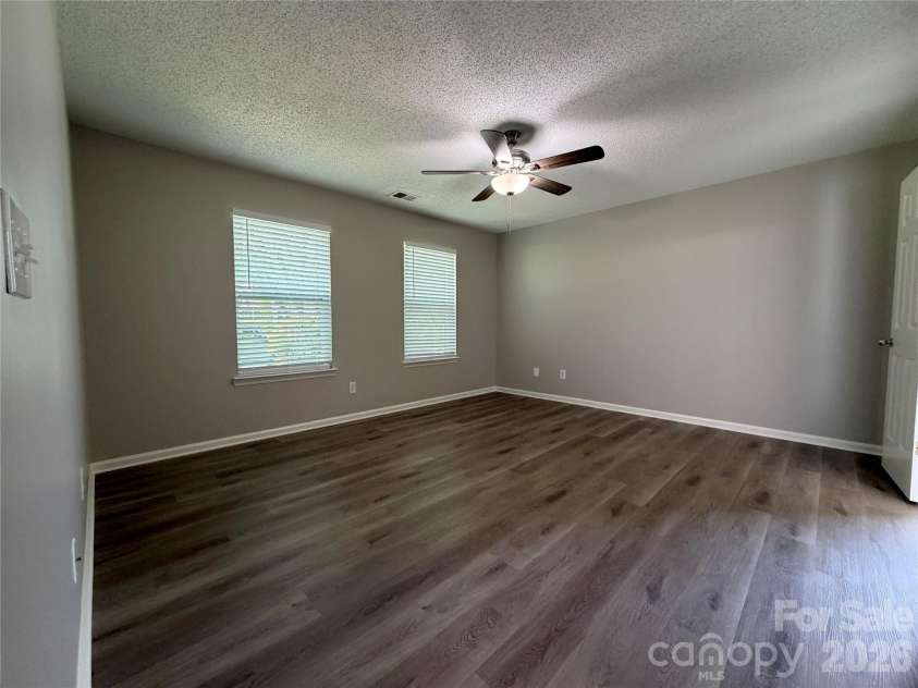 3323 Chistow Road, Matthews, NC 28105.  MLS# CAR4398807, YatesRealty ID 36508. 