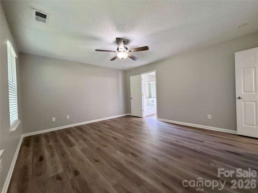3323 Chistow Road, Matthews, NC 28105.  MLS# CAR4398807, YatesRealty ID 36508. 