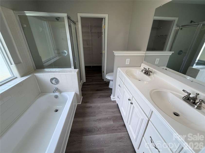 3323 Chistow Road, Matthews, NC 28105.  MLS# CAR4398807, YatesRealty ID 36508. 
