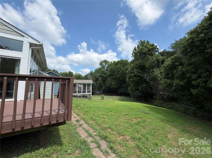 3323 Chistow Road, Matthews, NC 28105.  MLS# CAR4398807, YatesRealty ID 36508. 