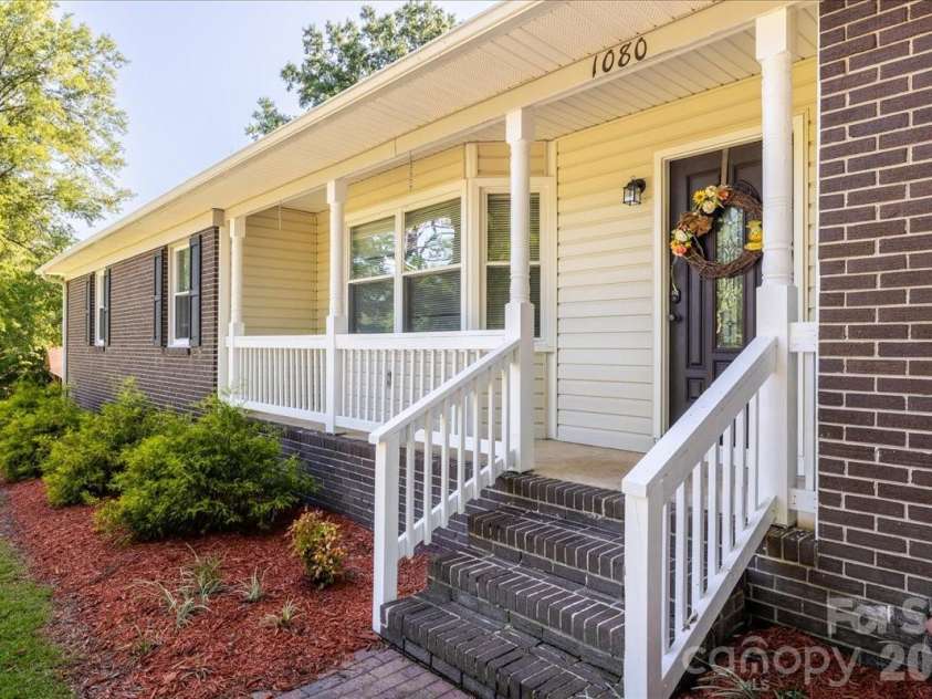 1080 Garnette Road, Lancaster, SC 29720.  MLS# CAR4400924, YatesRealty ID 36509. 