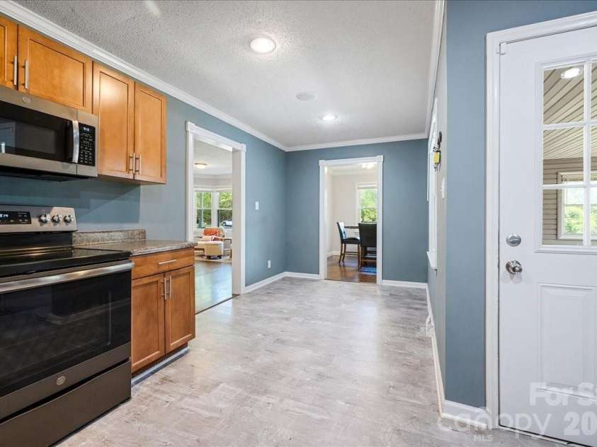 1080 Garnette Road, Lancaster, SC 29720.  MLS# CAR4400924, YatesRealty ID 36509. 