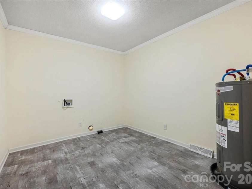 1080 Garnette Road, Lancaster, SC 29720.  MLS# CAR4400924, YatesRealty ID 36509. 