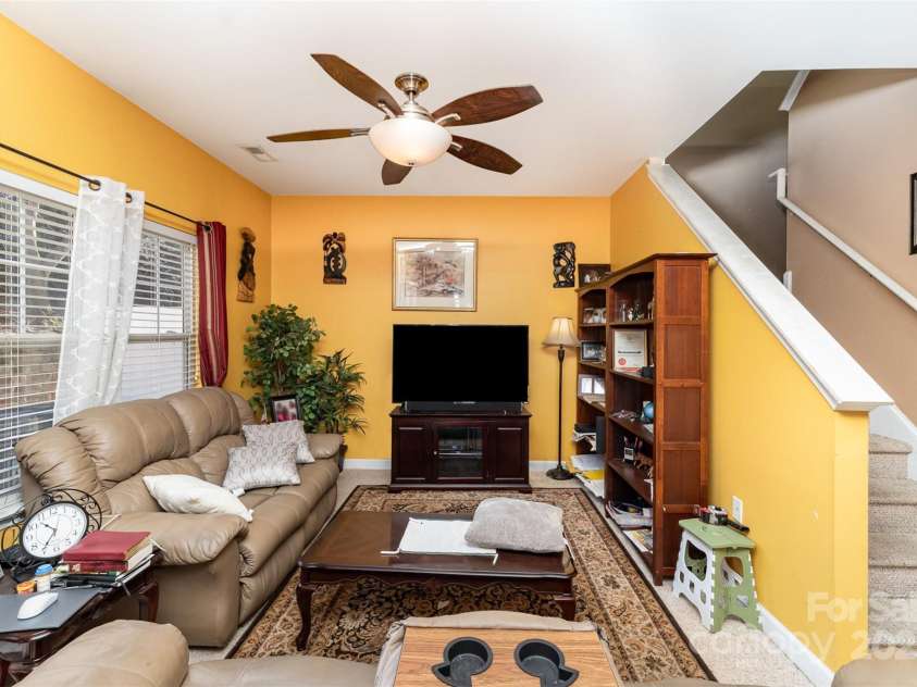 5927 Pisgah Way, Charlotte, NC 28217.  MLS# CAR4210041, YatesRealty ID 3651. 