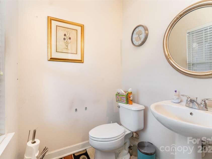 5927 Pisgah Way, Charlotte, NC 28217.  MLS# CAR4210041, YatesRealty ID 3651. 