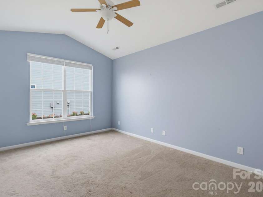 119 Maryland Drive, Thomasville, NC 27360.  MLS# CAR4402884, YatesRealty ID 36511. 