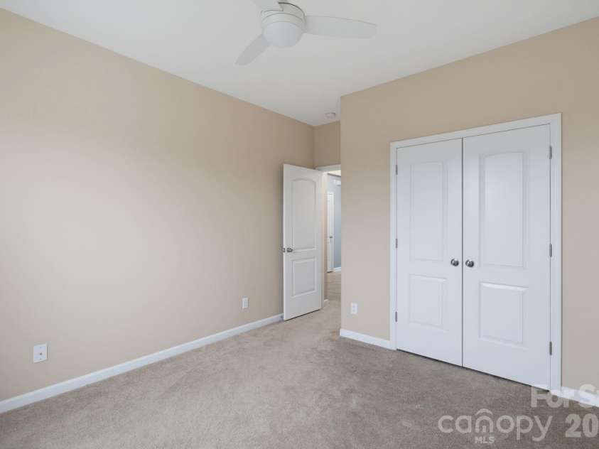 119 Maryland Drive, Thomasville, NC 27360.  MLS# CAR4402884, YatesRealty ID 36511. 