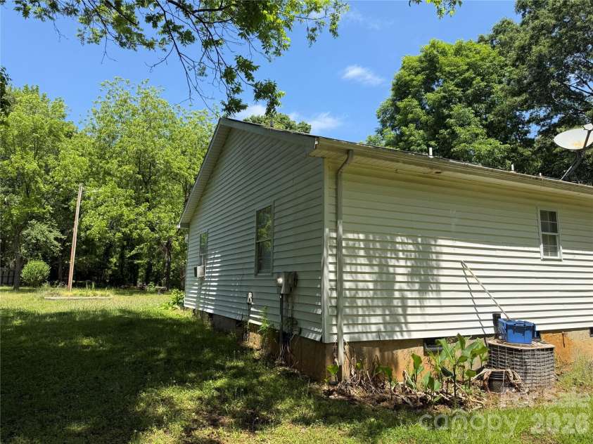 4355 Bob Street, Claremont, NC 28610.  MLS# CAR4401519, YatesRealty ID 36513. 
