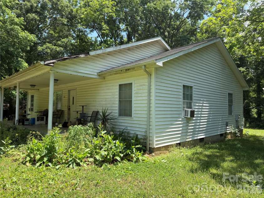 4355 Bob Street, Claremont, NC 28610.  MLS# CAR4401519, YatesRealty ID 36513. 