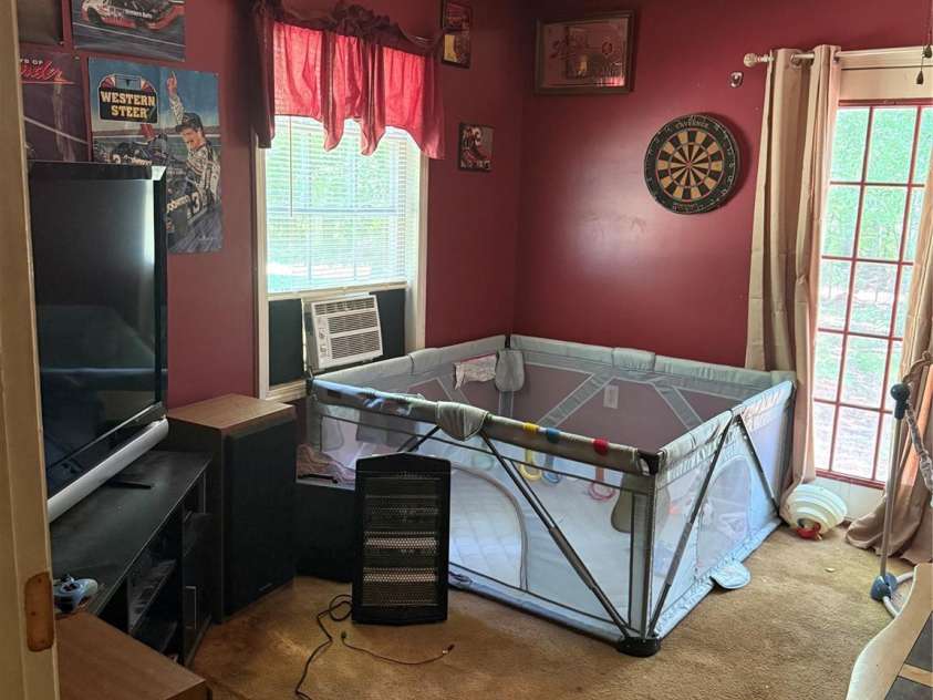 4355 Bob Street, Claremont, NC 28610.  MLS# CAR4401519, YatesRealty ID 36513. 