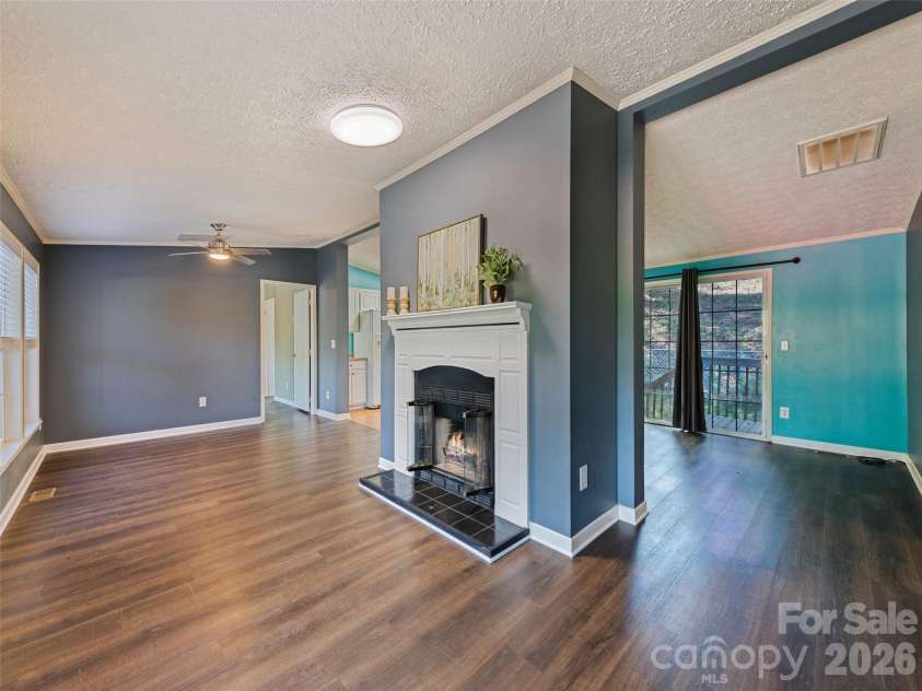26 Cedar Street, Canton, NC 28716.  MLS# CAR4402720, YatesRealty ID 36514. 