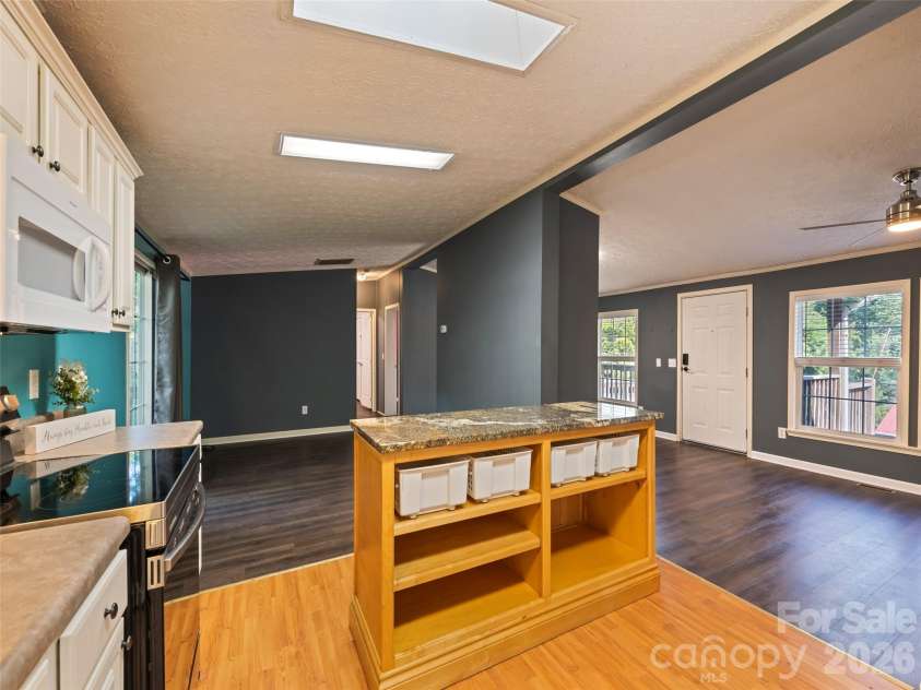 26 Cedar Street, Canton, NC 28716.  MLS# CAR4402720, YatesRealty ID 36514. 